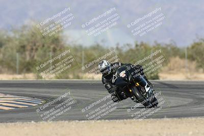 media/Nov-16-2025-Race Pace (Sun) [[8c5fa54630]]/Verified Riders/2-Turn 7 (945am)/